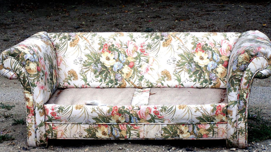 curbside-sofa